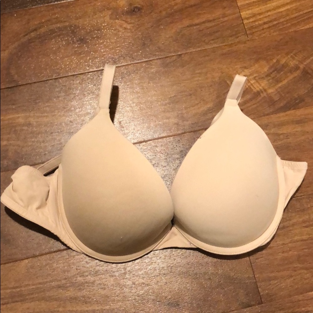 Victoria’s Secret PINK bra